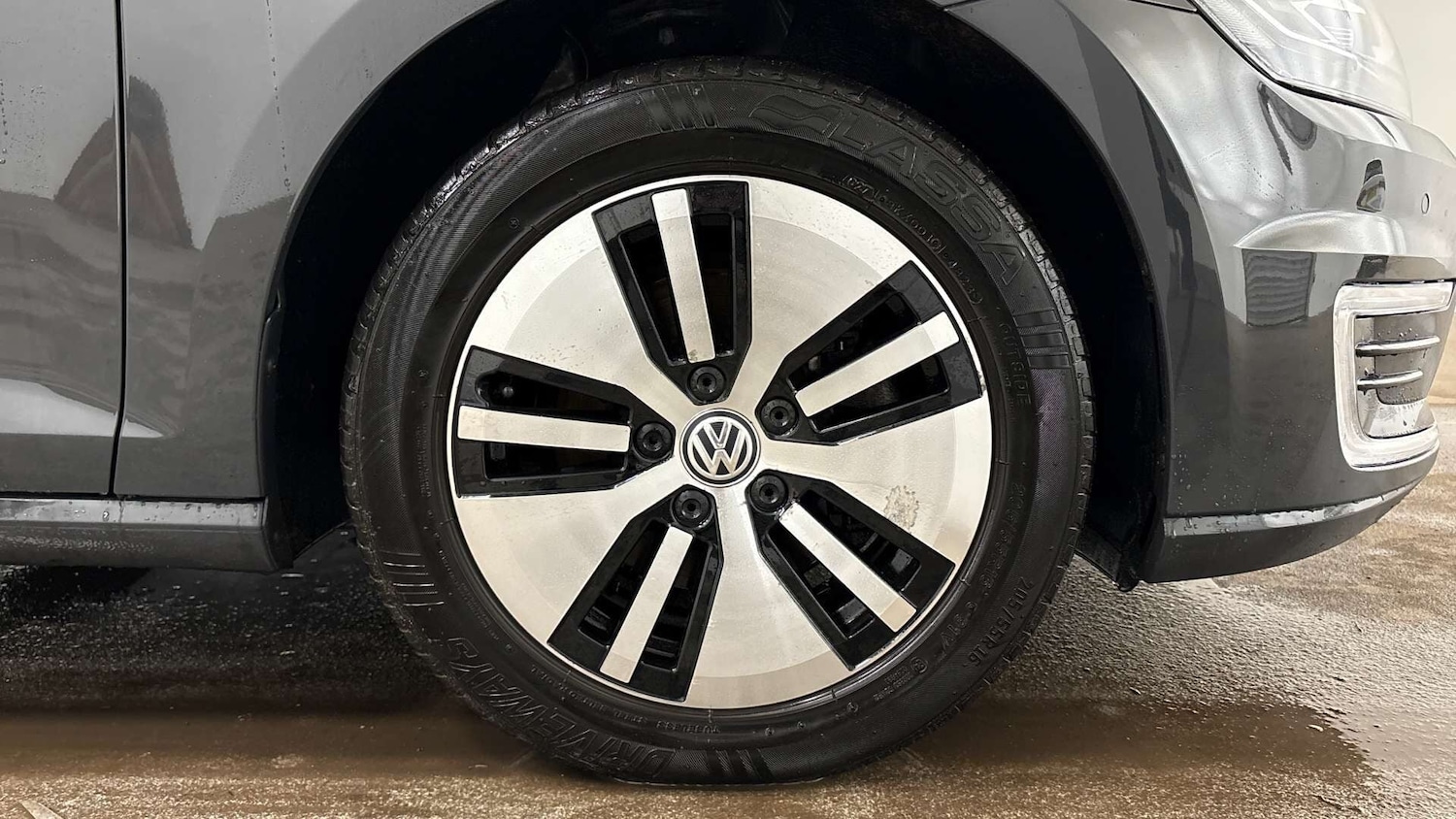 Used Volkswagen Golf 2020 for sale - 77616184: Photo 5