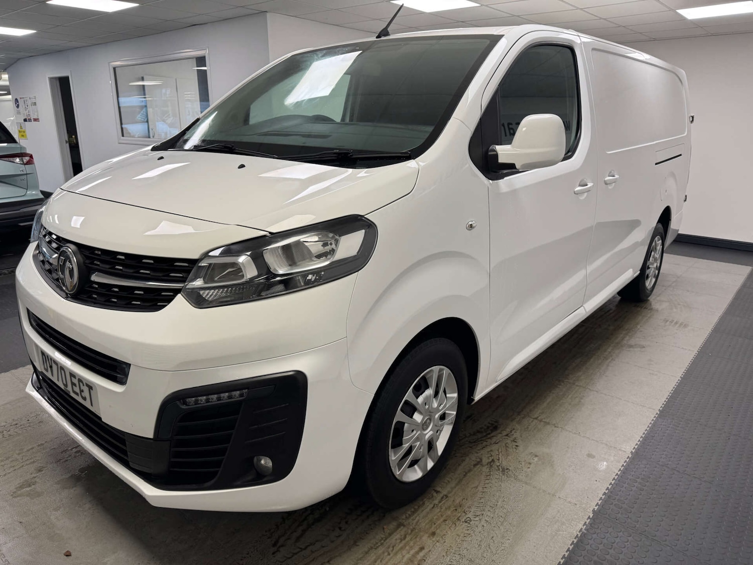 Used Vauxhall Vivaro 2020 for sale - 77605385: Photo 6