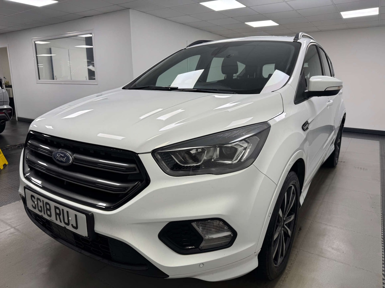 Used Ford Kuga 2018 for sale - 77145108: Photo 5