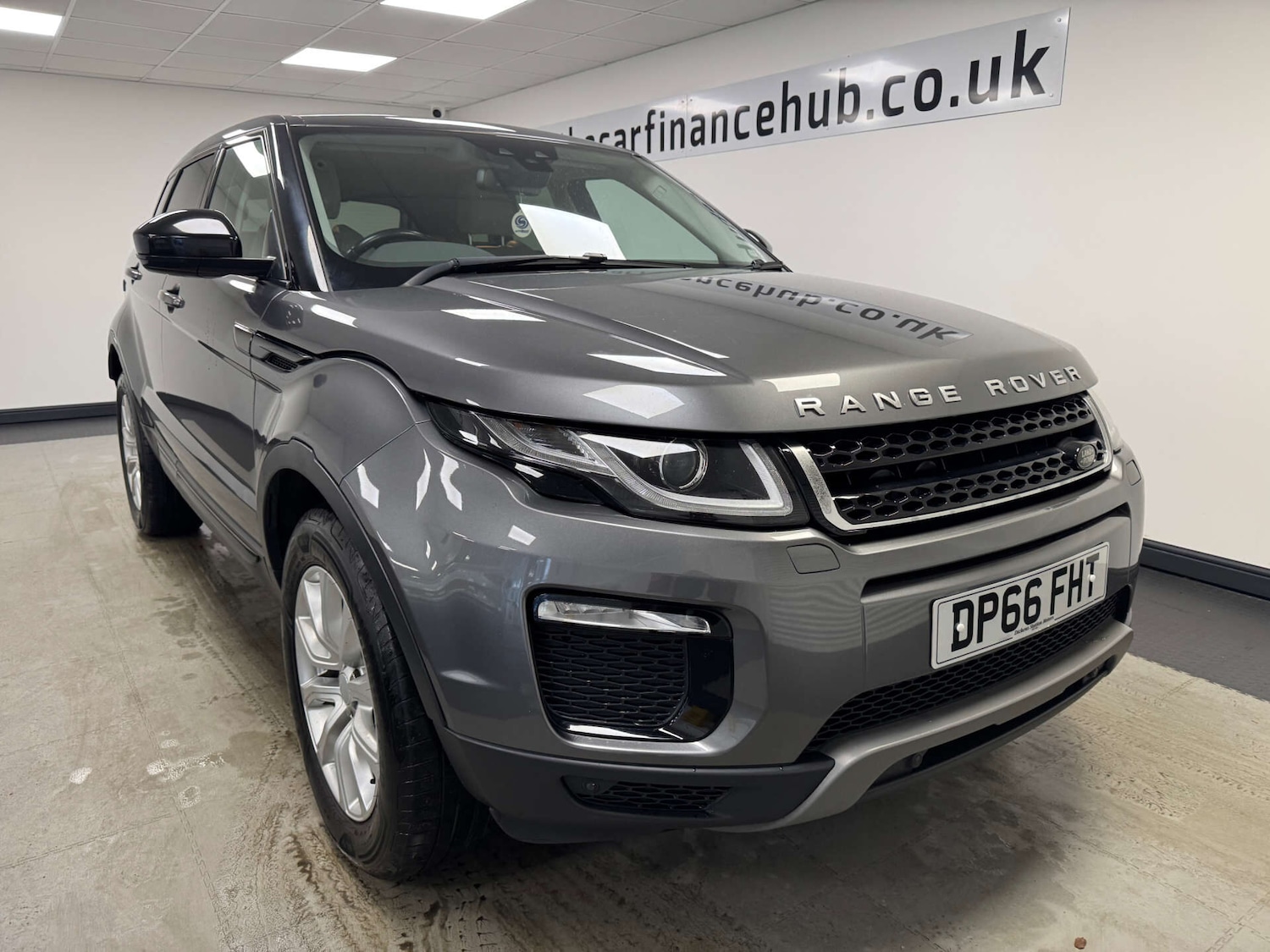 Used Land Rover Range Rover Evoque 2017 for sale - 77418460: Photo 4