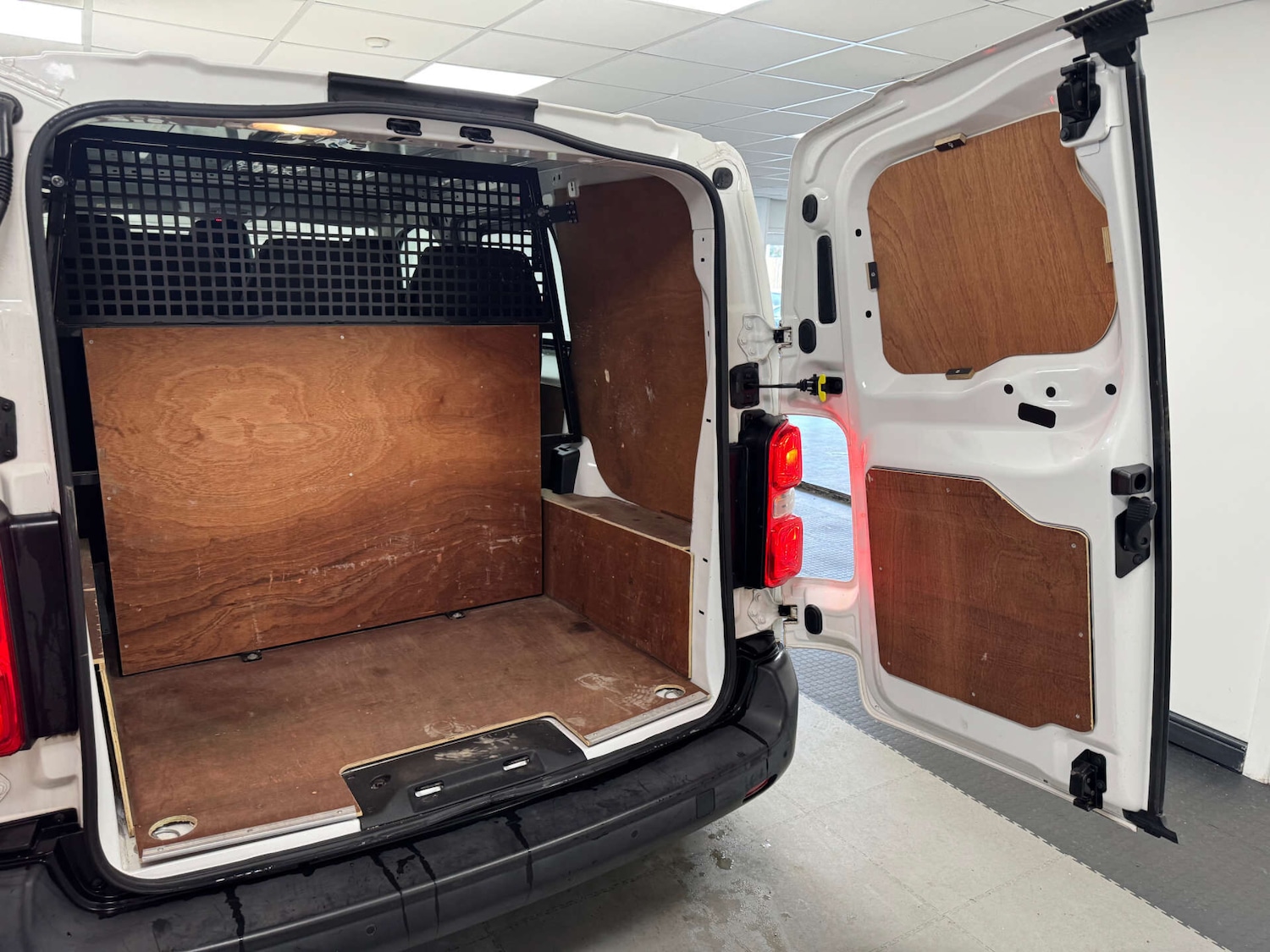 Used Peugeot Expert 2020 for sale - 77716316: Photo 26