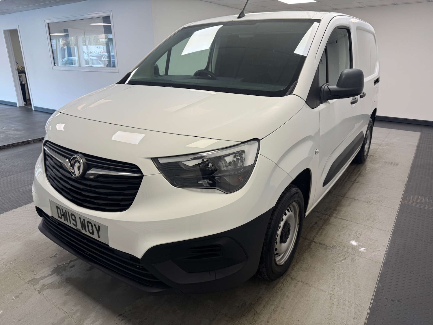 Used Vauxhall Combo 2019 for sale - 77716315: Photo 5