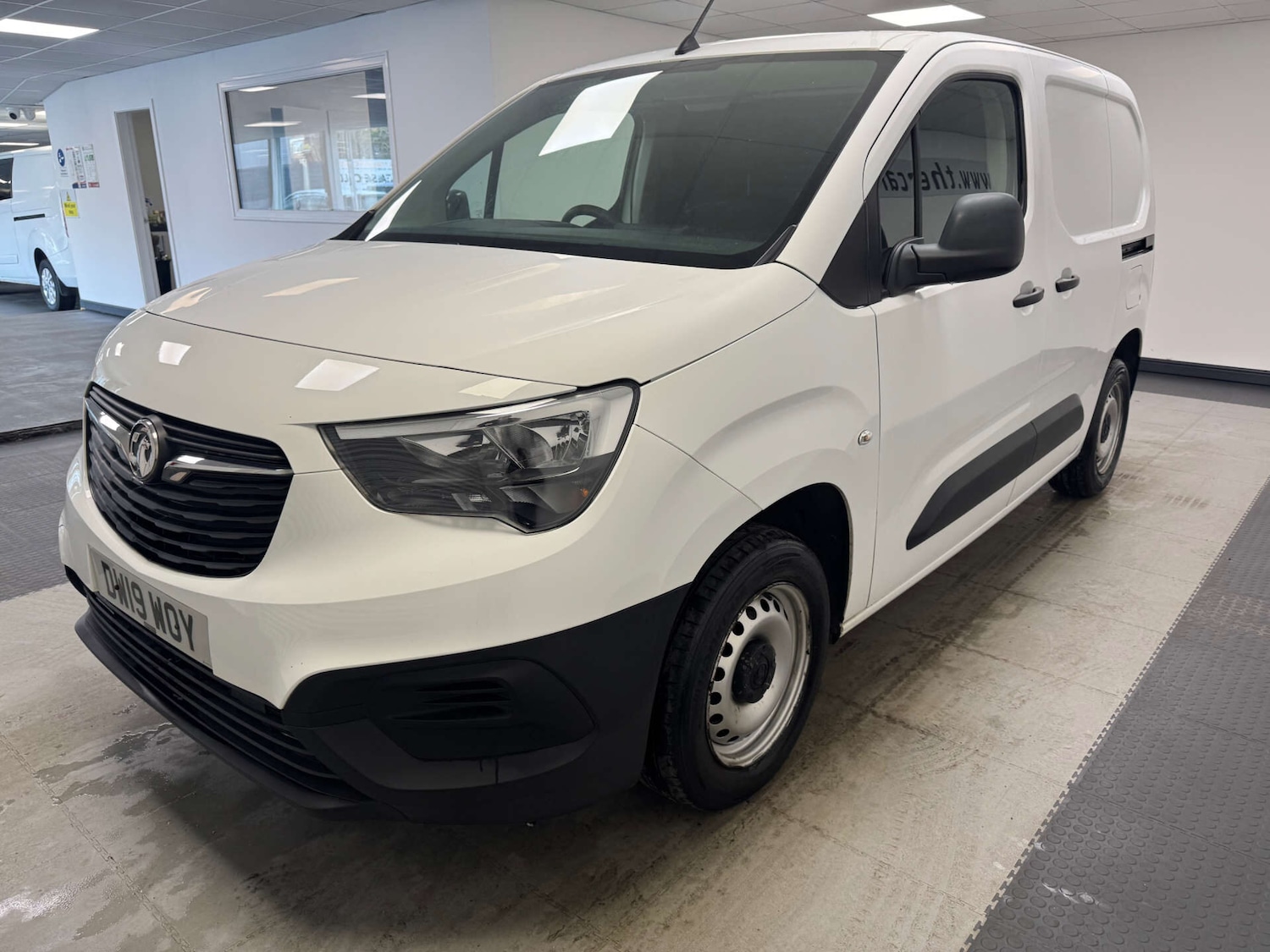 Used Vauxhall Combo 2019 for sale - 77716315: Photo 6