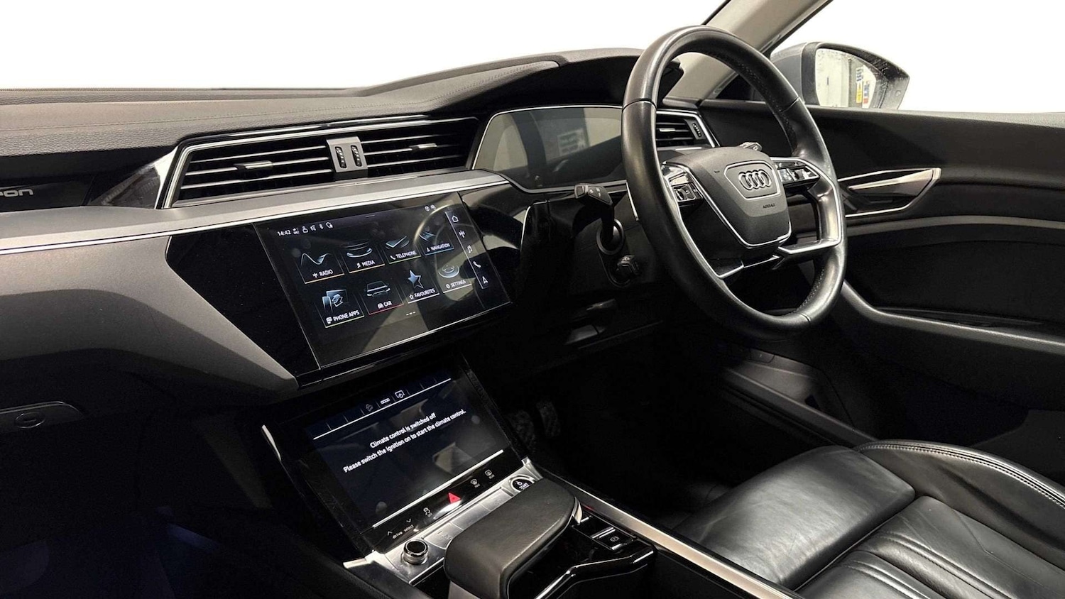 Used Audi e-tron 2021 for sale - 77363345: Photo 2