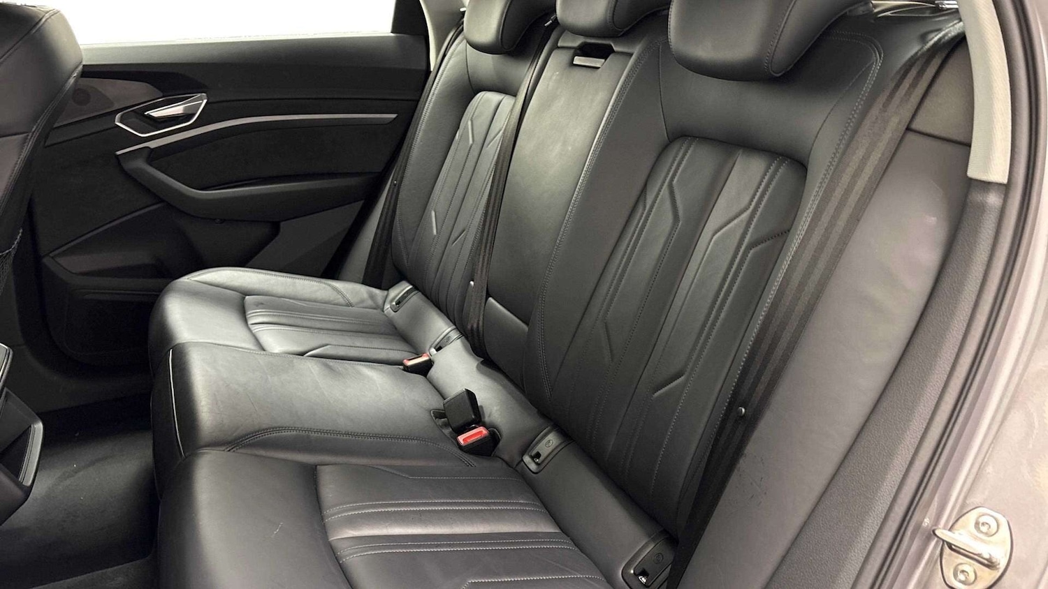 Used Audi e-tron 2021 for sale - 77363345: Photo 7