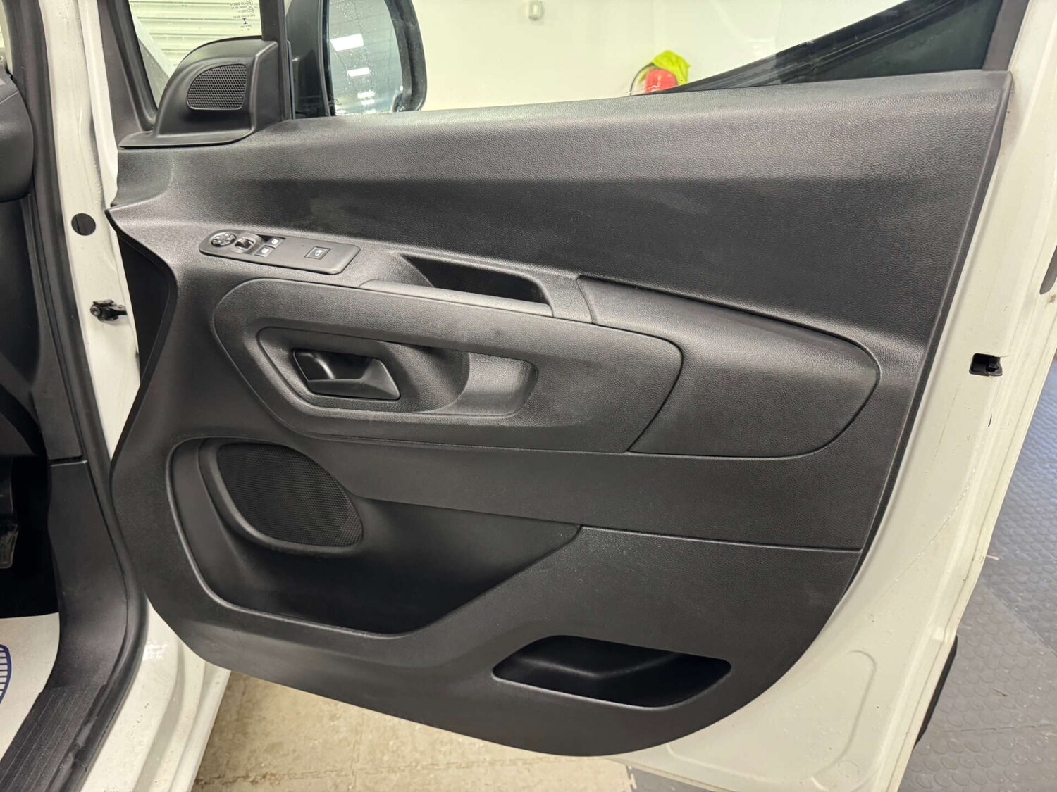 Used Vauxhall Combo 2020 for sale - 77368098: Photo 36
