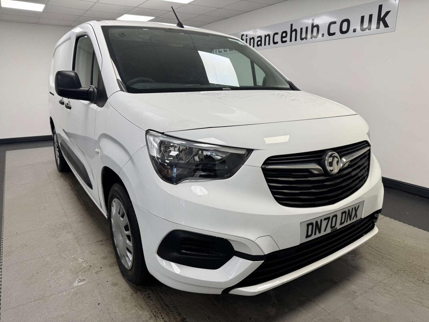 Used Vauxhall Combo 2020 for sale - 77368098: Photo 4