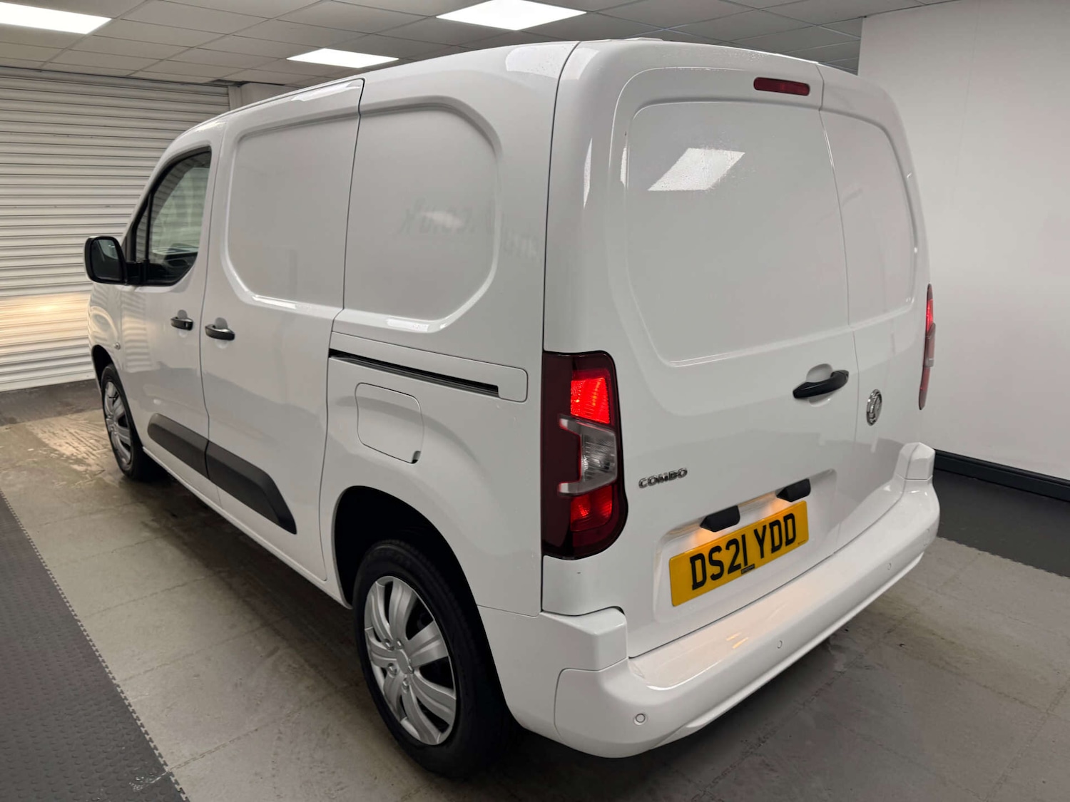 Used Vauxhall Combo 2021 for sale - 77368100: Photo 21