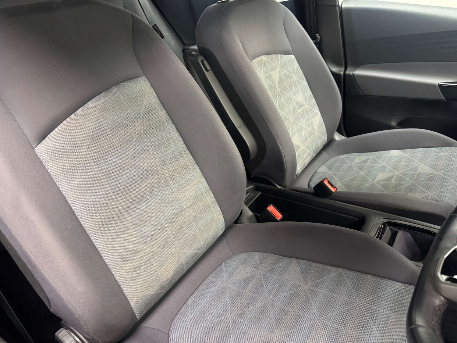 Used Volkswagen ID.3 2021 for sale - 77327312: Photo 41