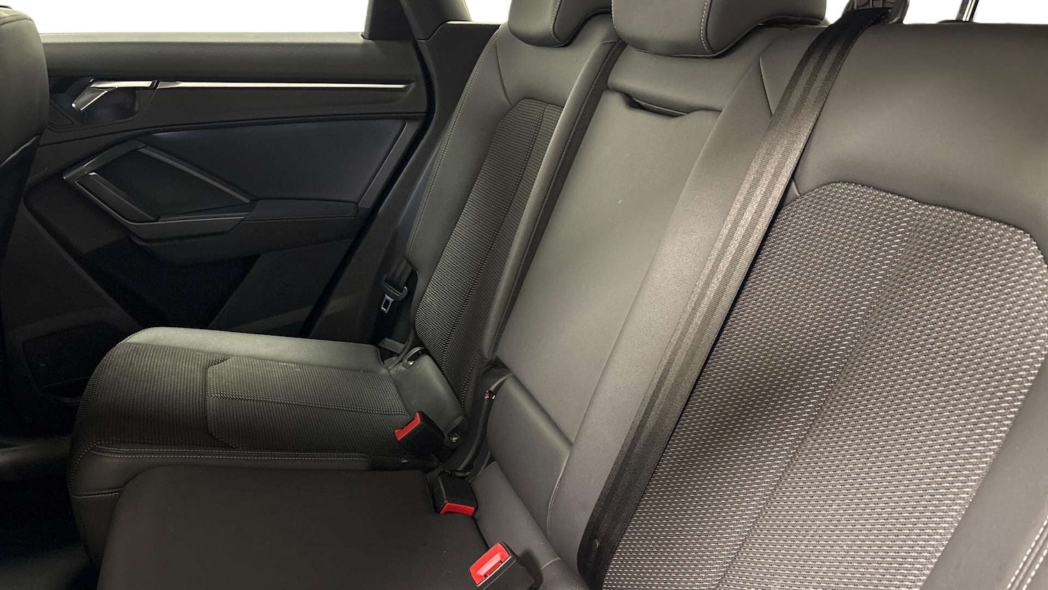 Used Audi Q3 2019 for sale - 77335913: Photo 7