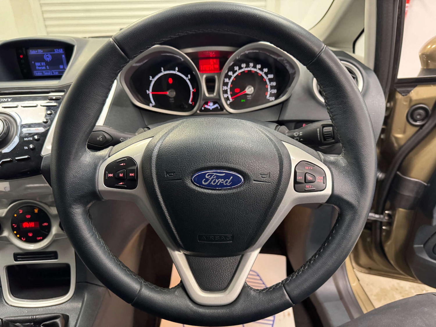 Used Ford Fiesta 2012 for sale - 77432714: Photo 12