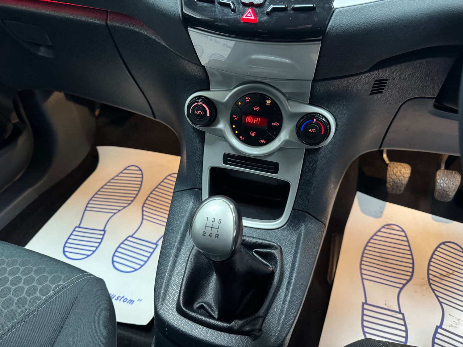 Used Ford Fiesta 2012 for sale - 77432714: Photo 14