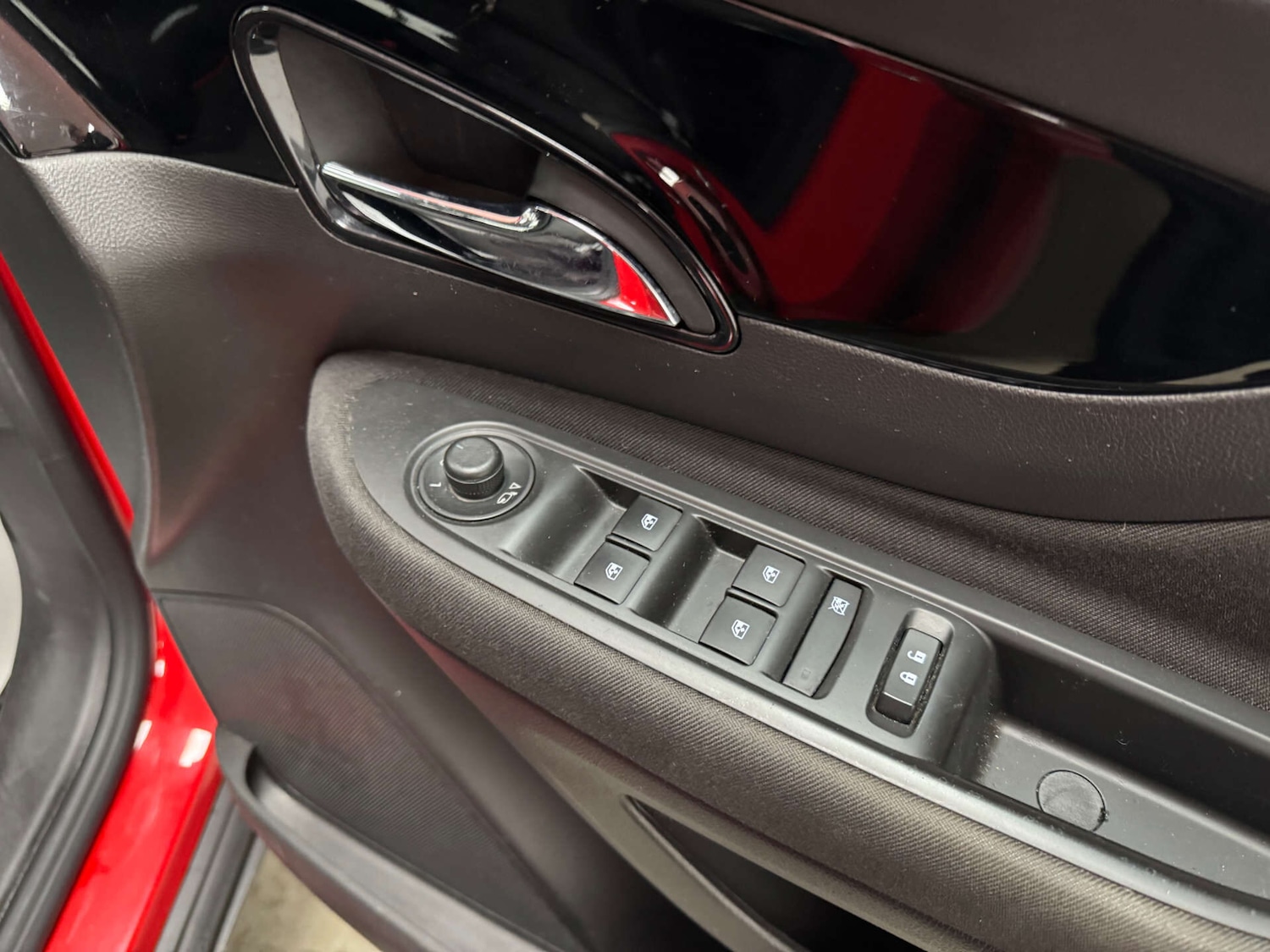 Used Vauxhall Mokka X 2018 for sale - 77947167: Photo 38