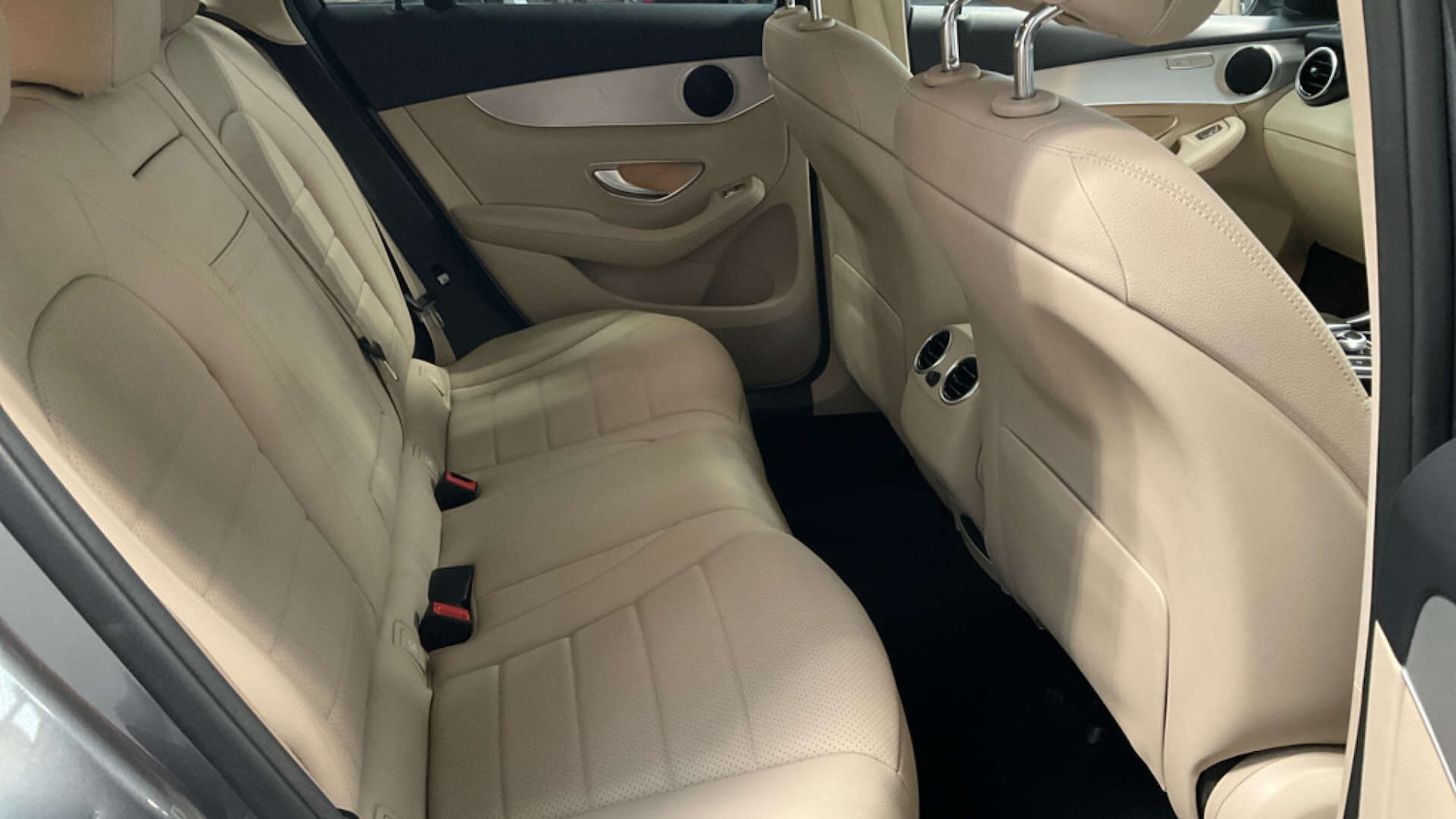 Used Mercedes-Benz GLC 2016 for sale - 78015903: Photo 6