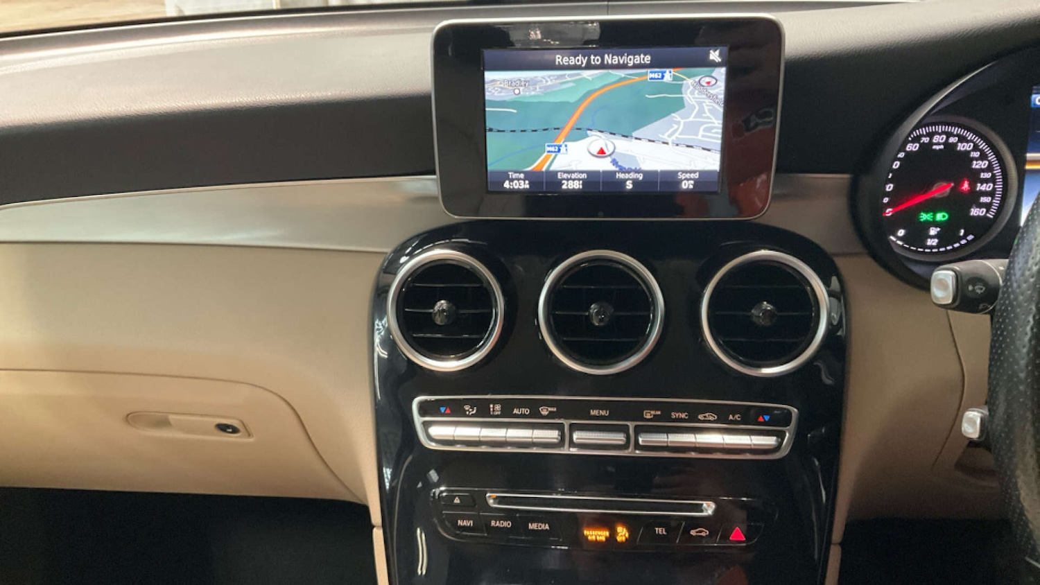 Used Mercedes-Benz GLC 2016 for sale - 78015903: Photo 9