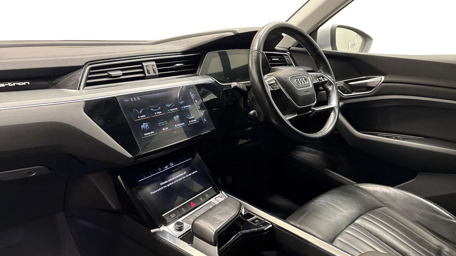 Used Audi e-tron 2020 for sale - 77323520: Photo 2