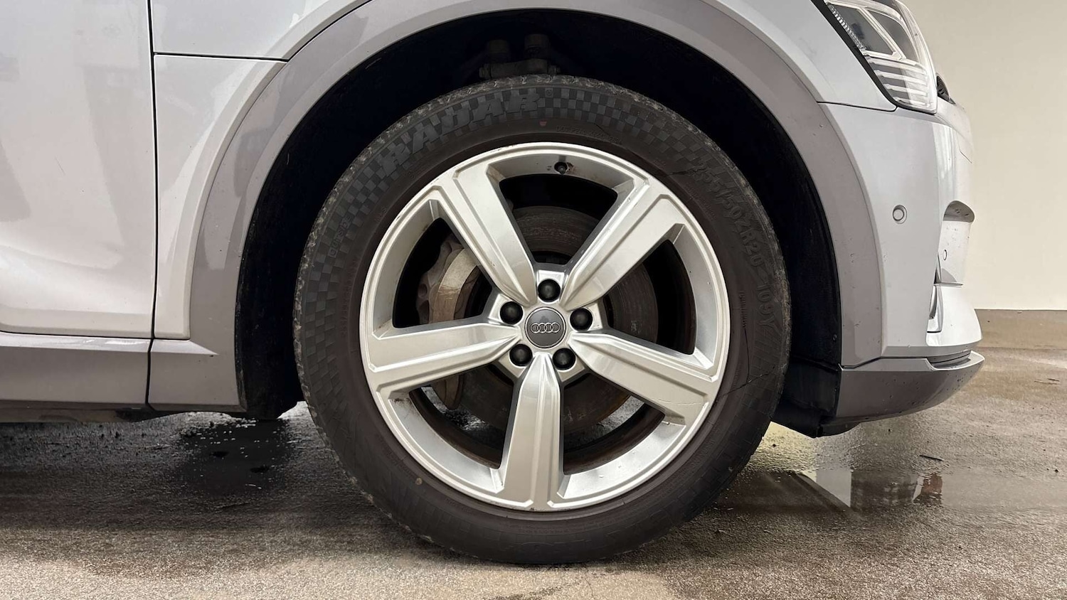 Used Audi e-tron 2020 for sale - 77323520: Photo 5