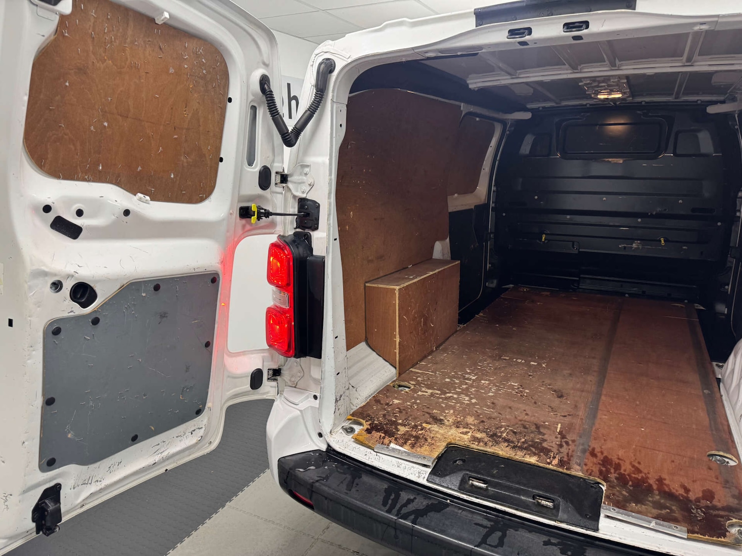 Used Vauxhall Vivaro 2020 for sale - 77716308: Photo 24