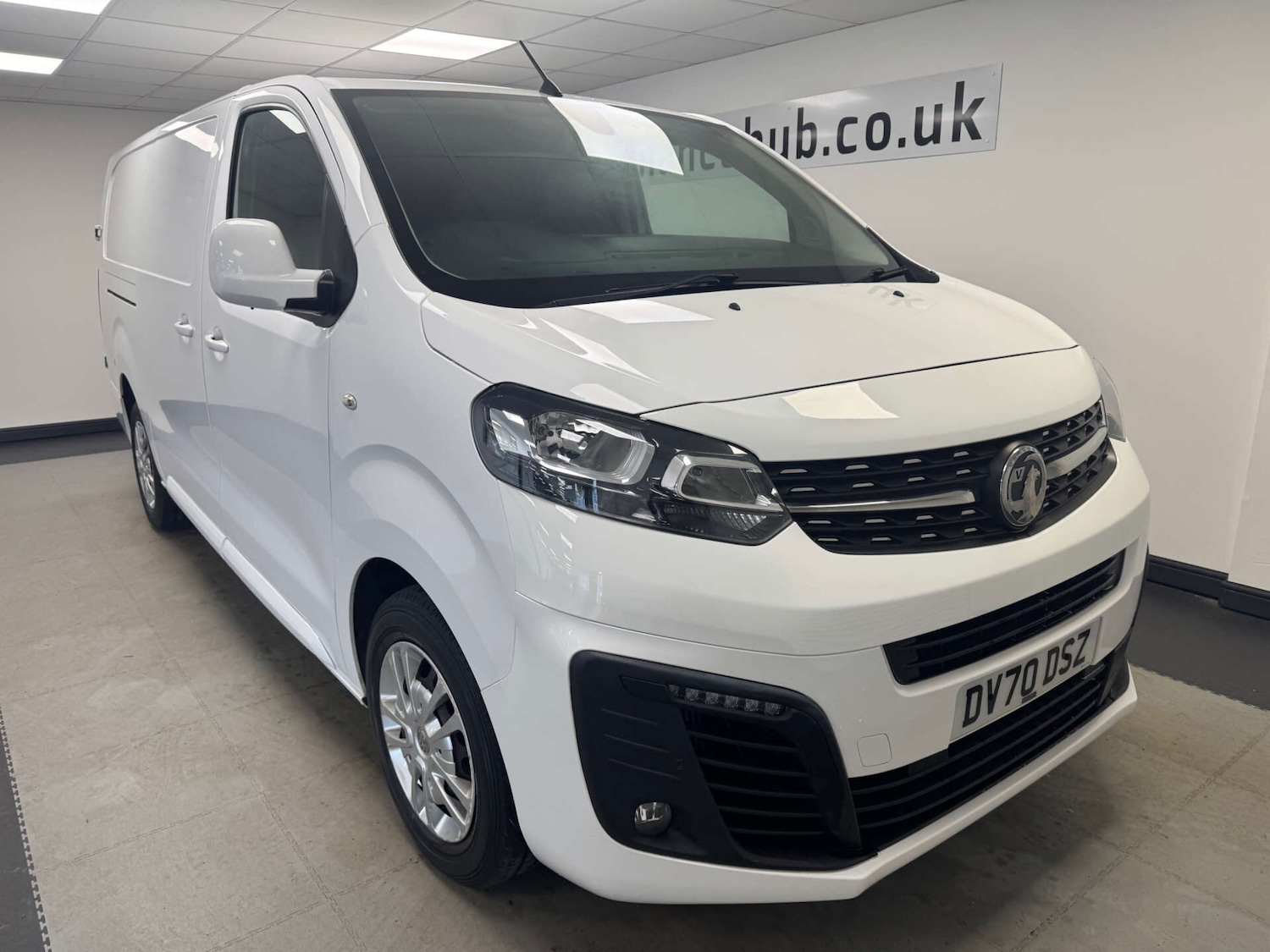 Used Vauxhall Vivaro 2020 for sale - 77716308: Photo 4
