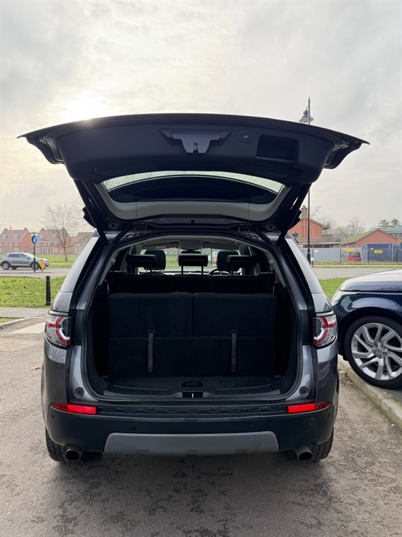 Used Land Rover Discovery Sport 2017 for sale - 77293724: Photo 7