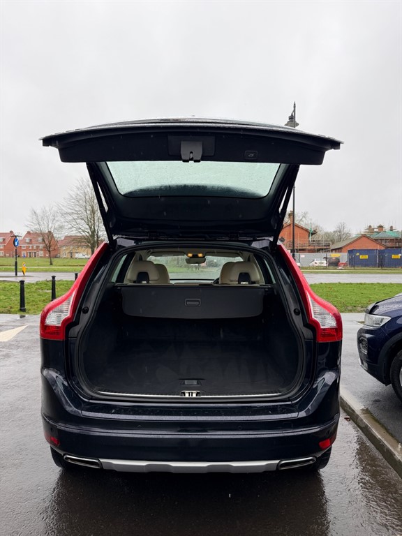 Used Volvo XC60 2016 for sale - 76428414: Photo 7