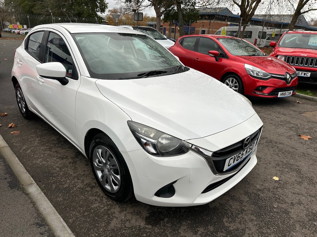 Used Mazda Mazda2 2015 for sale - 76507802: Photo 4