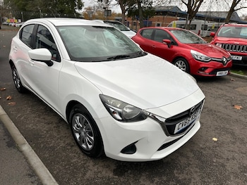 Used Mazda Mazda2 2015 for sale - 76507802: Photo