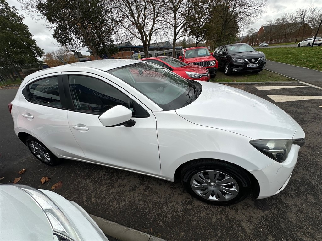 Used Mazda Mazda2 2015 for sale - 76507802: Photo 5