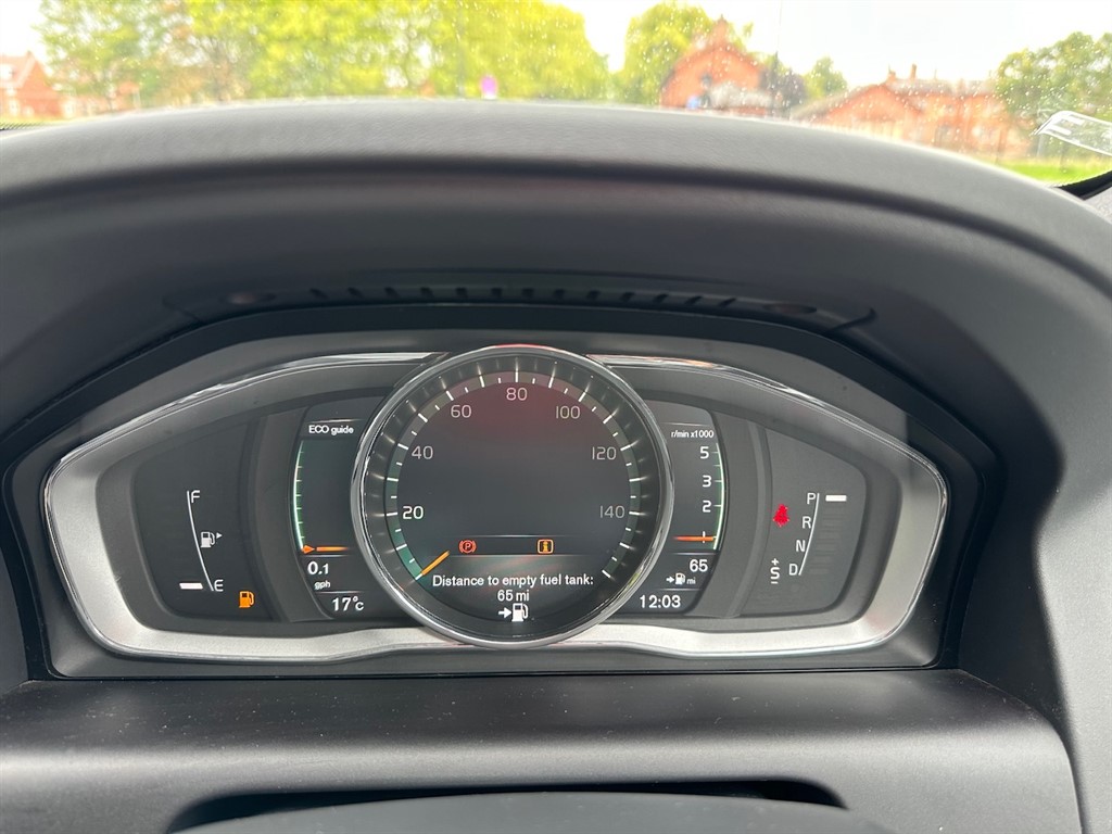 Used Volvo XC60 2017 for sale - 76338240: Photo 12
