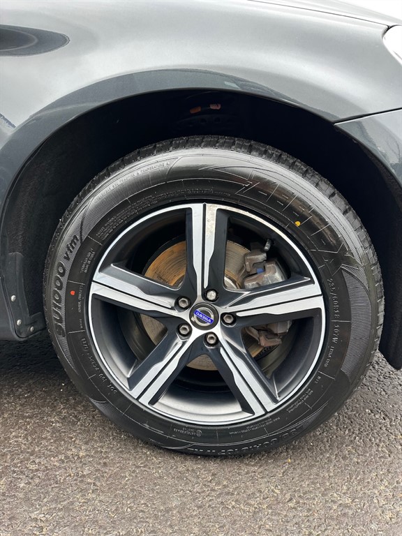 Used Volvo XC60 2017 for sale - 76338240: Photo 5