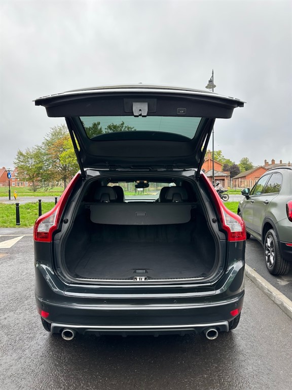 Used Volvo XC60 2017 for sale - 76338240: Photo 8
