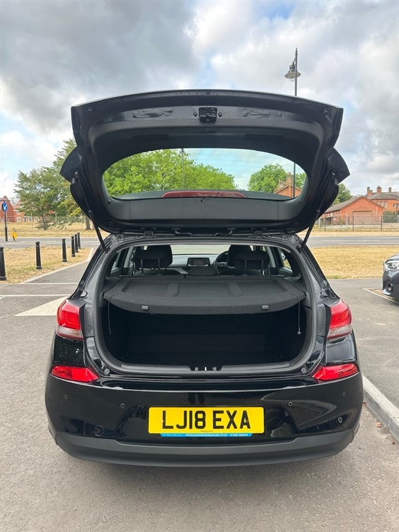 Used Hyundai i30 2018 for sale - 75571300: Photo 7