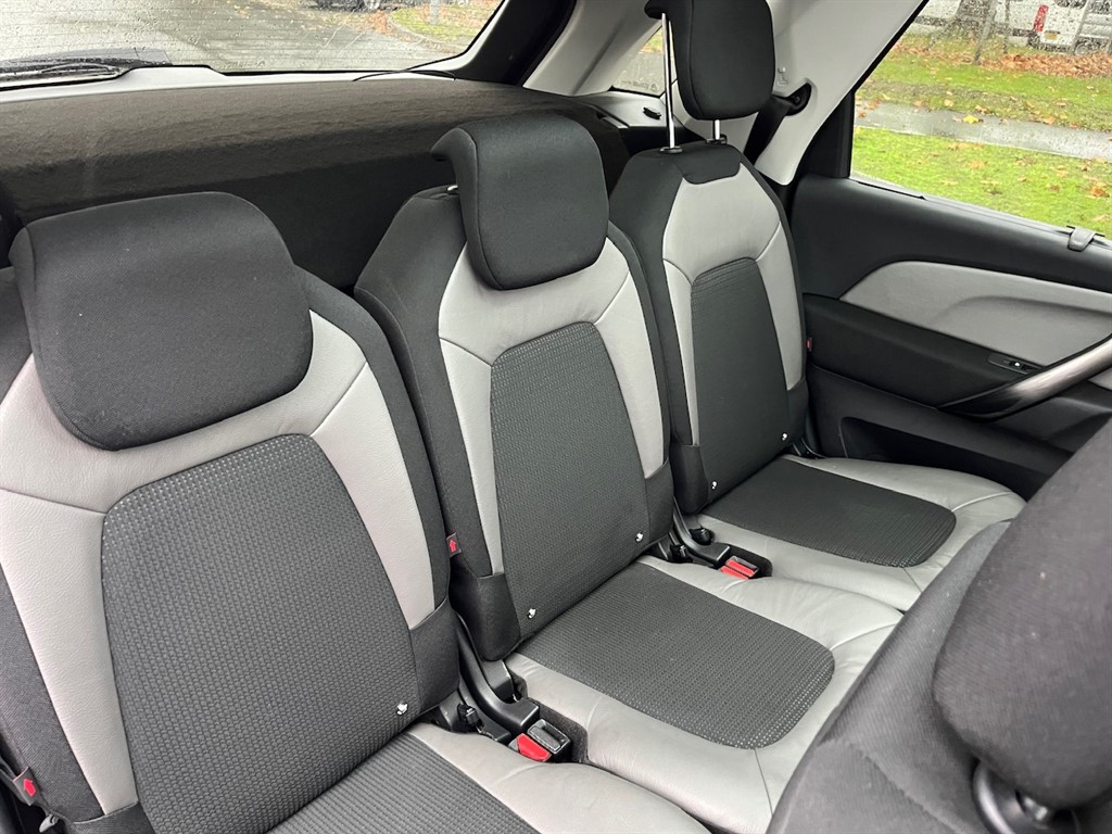 Used Citroen C4 2019 for sale - 76384680: Photo 6