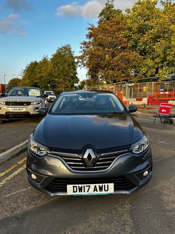 Used Renault Megane 2017 for sale - 76332380: Photo 3