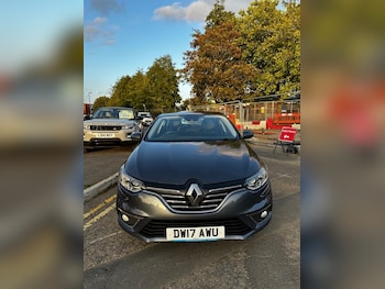 Used Renault Megane 2017 for sale - 76332380: Photo 3