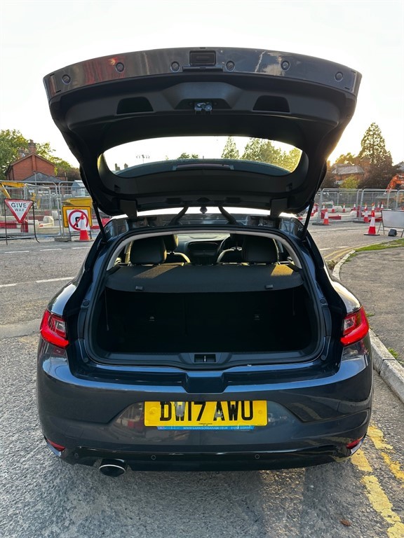 Used Renault Megane 2017 for sale - 76332380: Photo 7