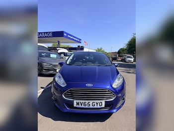 Used Ford Fiesta 2015 for sale - 78873779: Photo