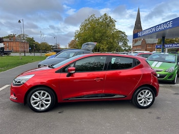 Used Renault Clio 2018 for sale - 76104532: Photo 2