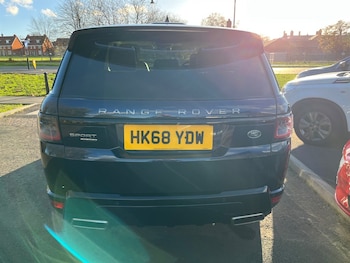Used Land Rover Range Rover Sport 2018 for sale - 76494178: Photo