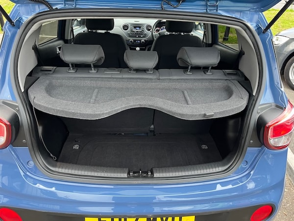 Used Hyundai i10 2017 for sale - 75570536: Photo 6