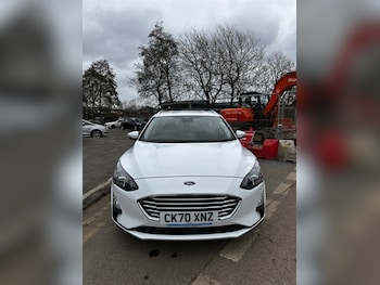 Used Ford Focus 2020 for sale - 76332352: Photo 3