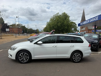 Used Volkswagen Golf 2019 for sale - 79369185: Photo