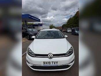 Used Volkswagen Golf 2019 for sale - 79369185: Photo