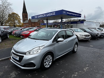 Used Peugeot 208 2018 for sale - 75570412: Photo