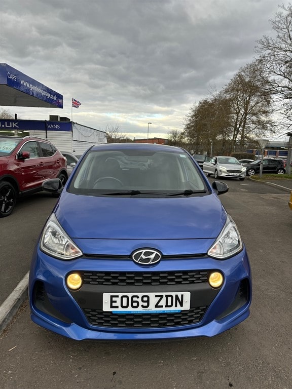Used Hyundai i10 2019 for sale - 75570607: Photo 3