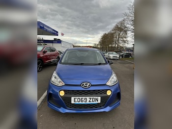 Used Hyundai i10 2019 for sale - 75570607: Photo