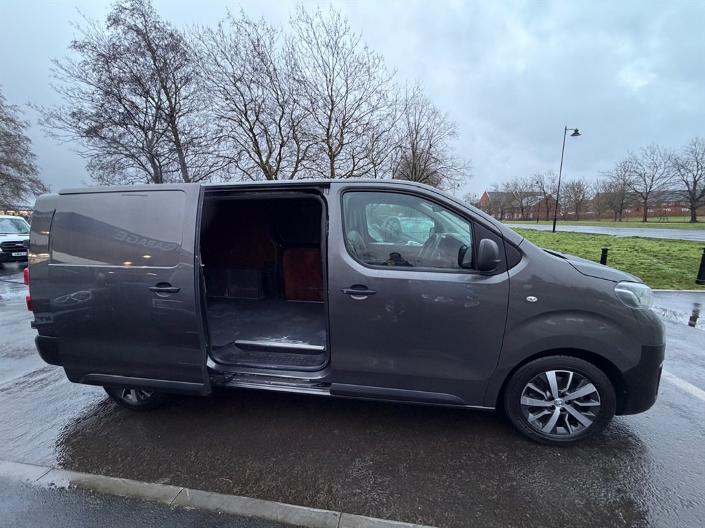Used Toyota ProAce 2019 for sale - 77256658: Photo 8
