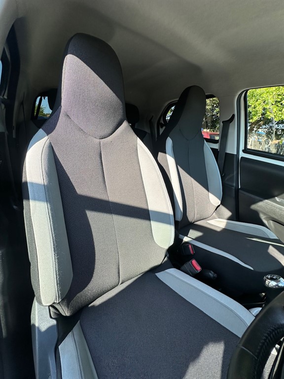 Used Toyota AYGO 2016 for sale - 75571686: Photo 9