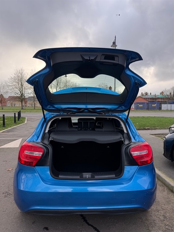 Used Mercedes-Benz A-Class 2015 for sale - 77462092: Photo 8