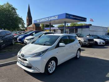 2016 - VVT-I X-PURE 5-Door